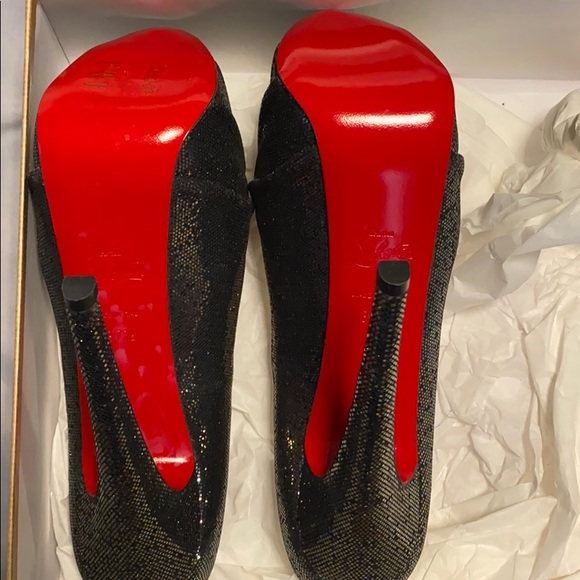 Christian Louboutin Drapesse Spotlight - Picture 5 of 6